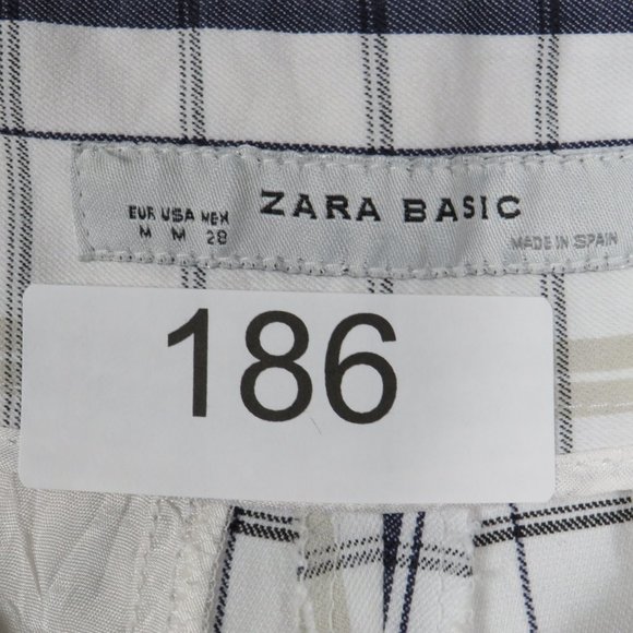 Zara Women's Zipper & Double Hook Enclosure Shorts Size Medium~ Made in Spain - Picture 5 of 8